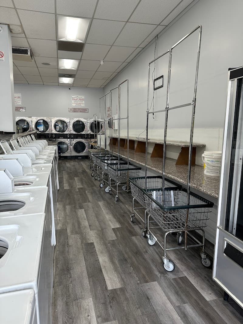 Coin Wash n Dry Laundromat - Laundromat in CA 90065