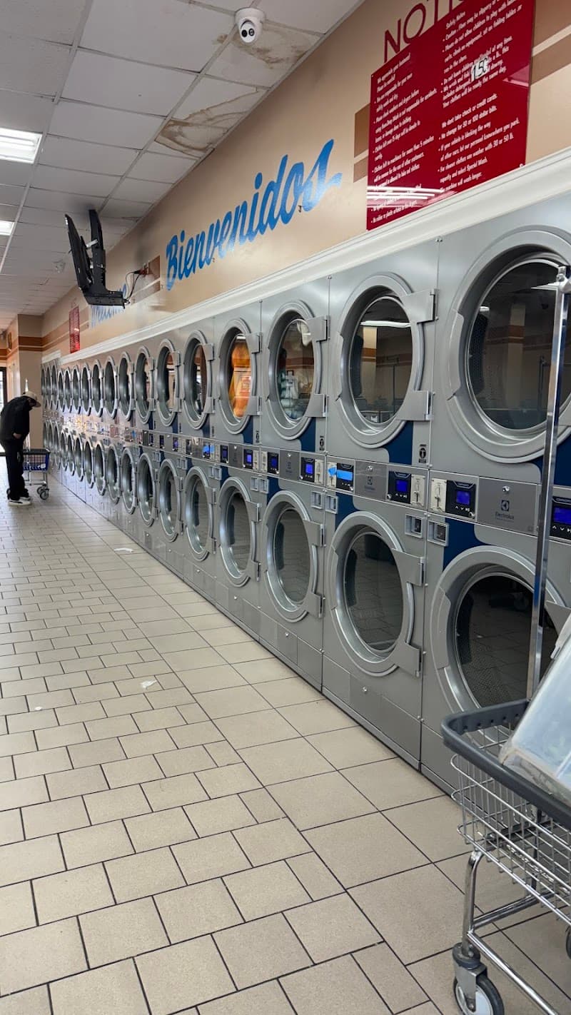 Deep Wash - Laundromat in Austin