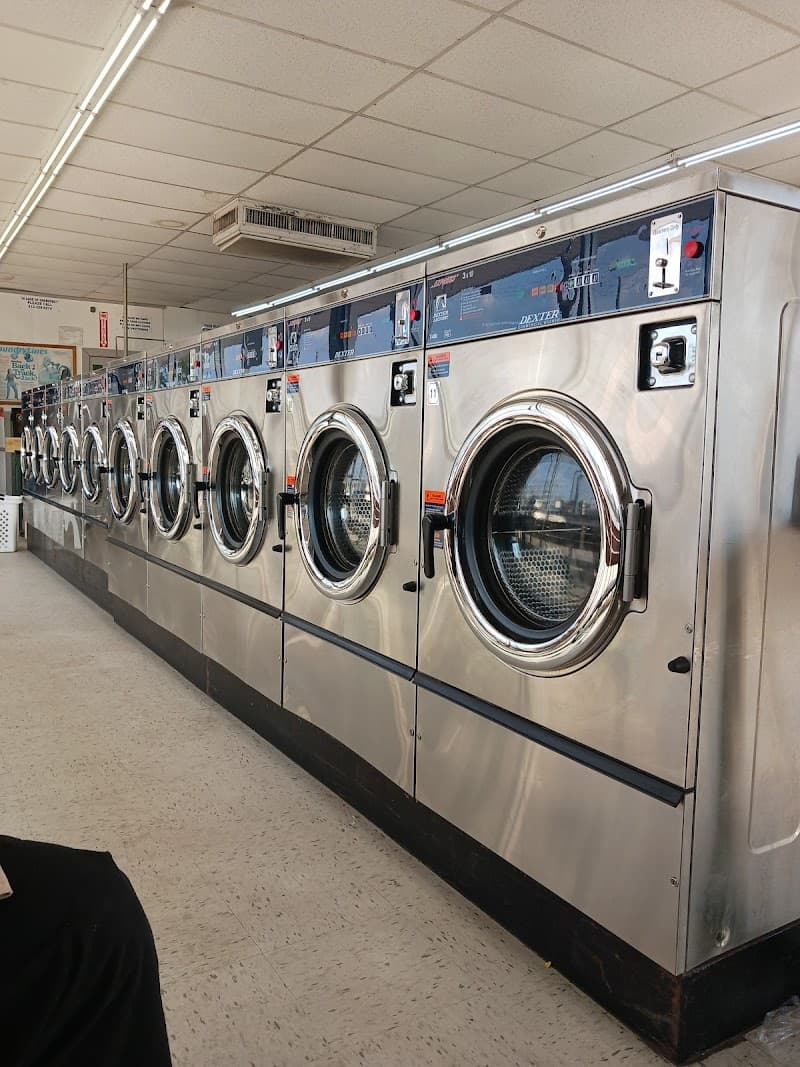 E-Z Wash - Laundromat in San Antonio