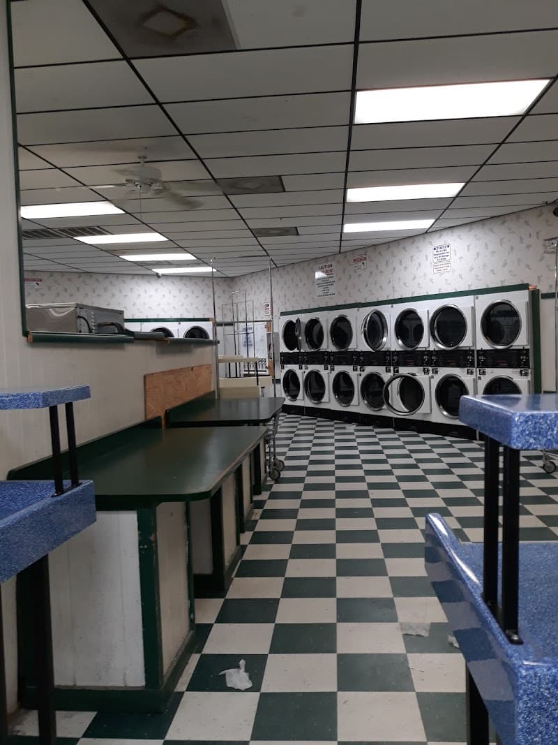 E-Z Wash - Laundromat in San Antonio