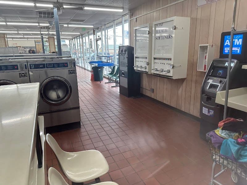 E-Z Wash - Laundromat in San Antonio