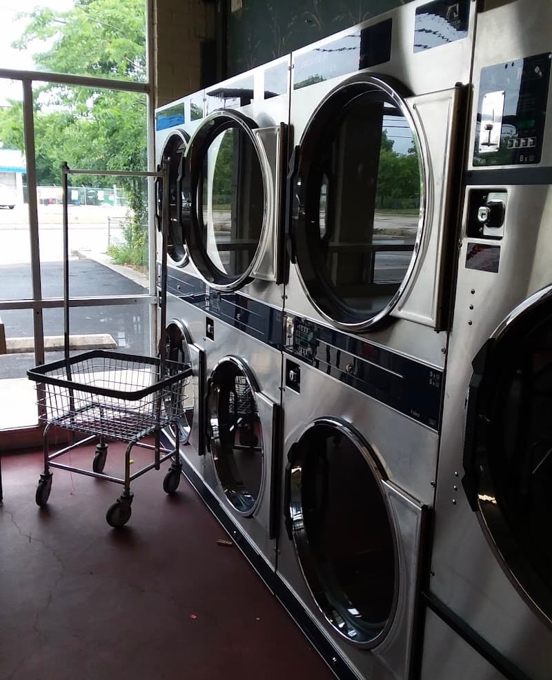 E-Z Wash - Laundromat in San Antonio