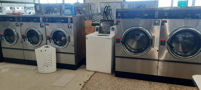 E-Z Wash - Laundromat in San Antonio