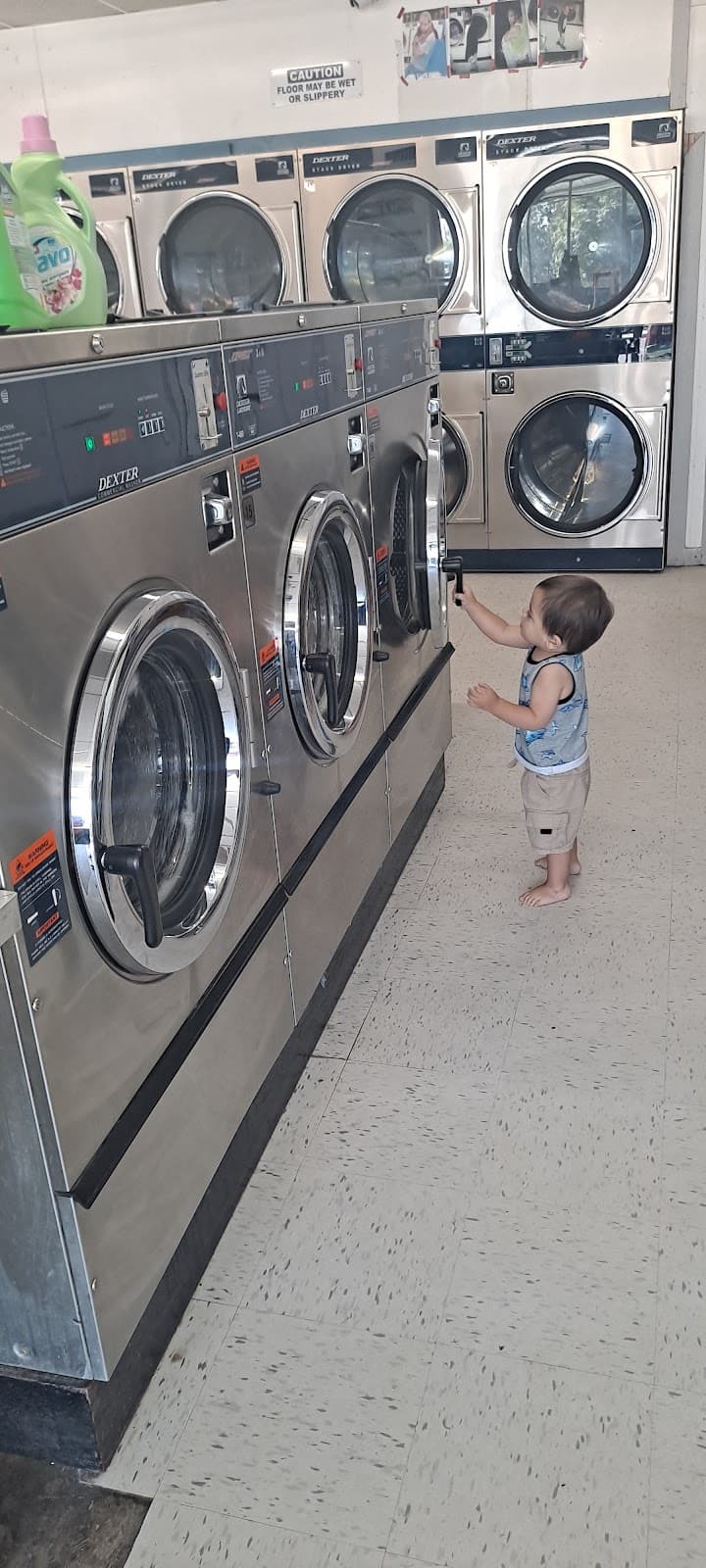 E-Z Wash - Laundromat in San Antonio