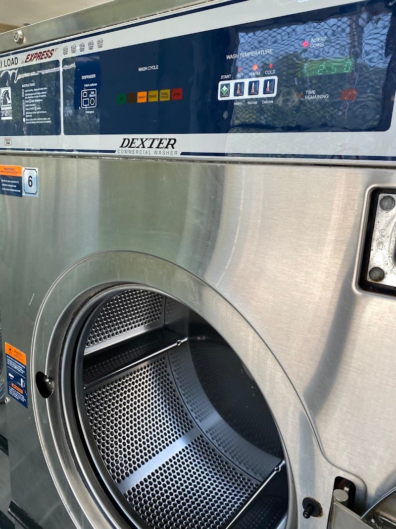 E-Z Wash - Laundromat in San Antonio