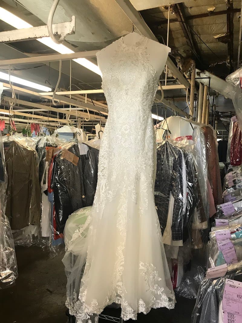 Klean Team Cleaners - Laundromat in Houston