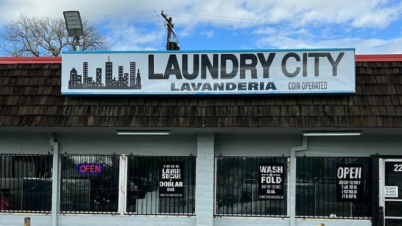 Laundry City Laundromat - Laundromat in CA 93701