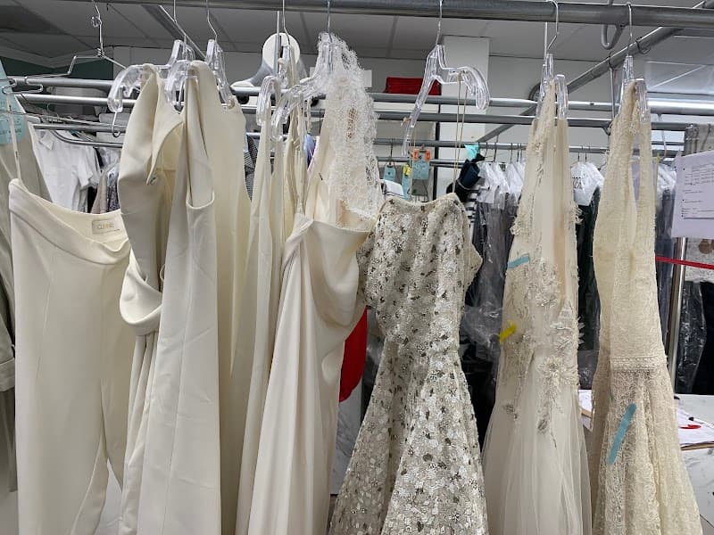 Long Cleaners - Laundromat in CA 90049