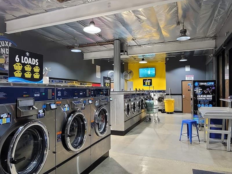 Luxe Laundries- Western Ave - Laundromat in CA 90027