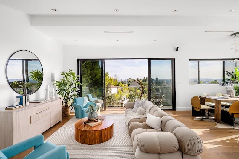 Maid with Joy - Laundromat in CA 90066