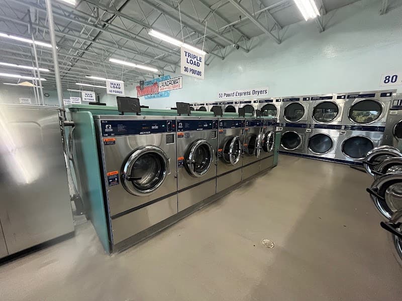 Mammoth Laundromat (7 AM - 10 PM, last wash at 8:45 PM) - Laundromat in CA 93726