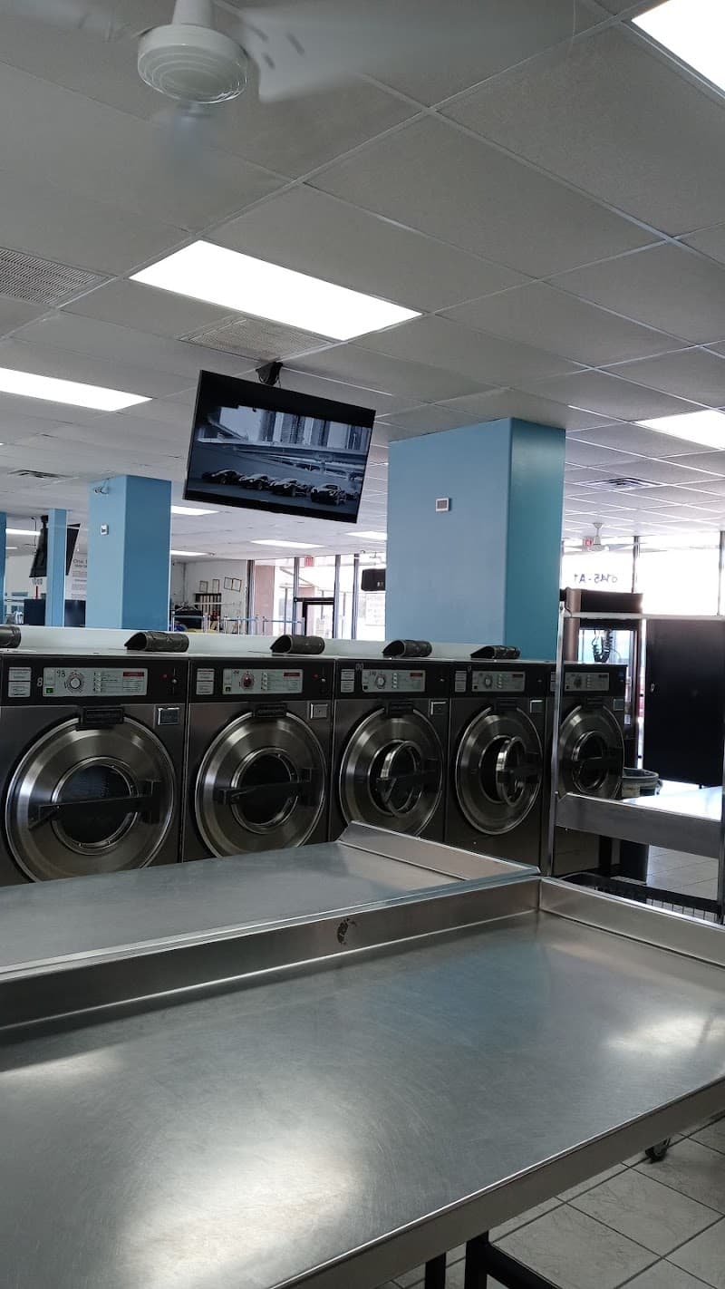One Stop Wash At Allendale - Laundromat in Houston