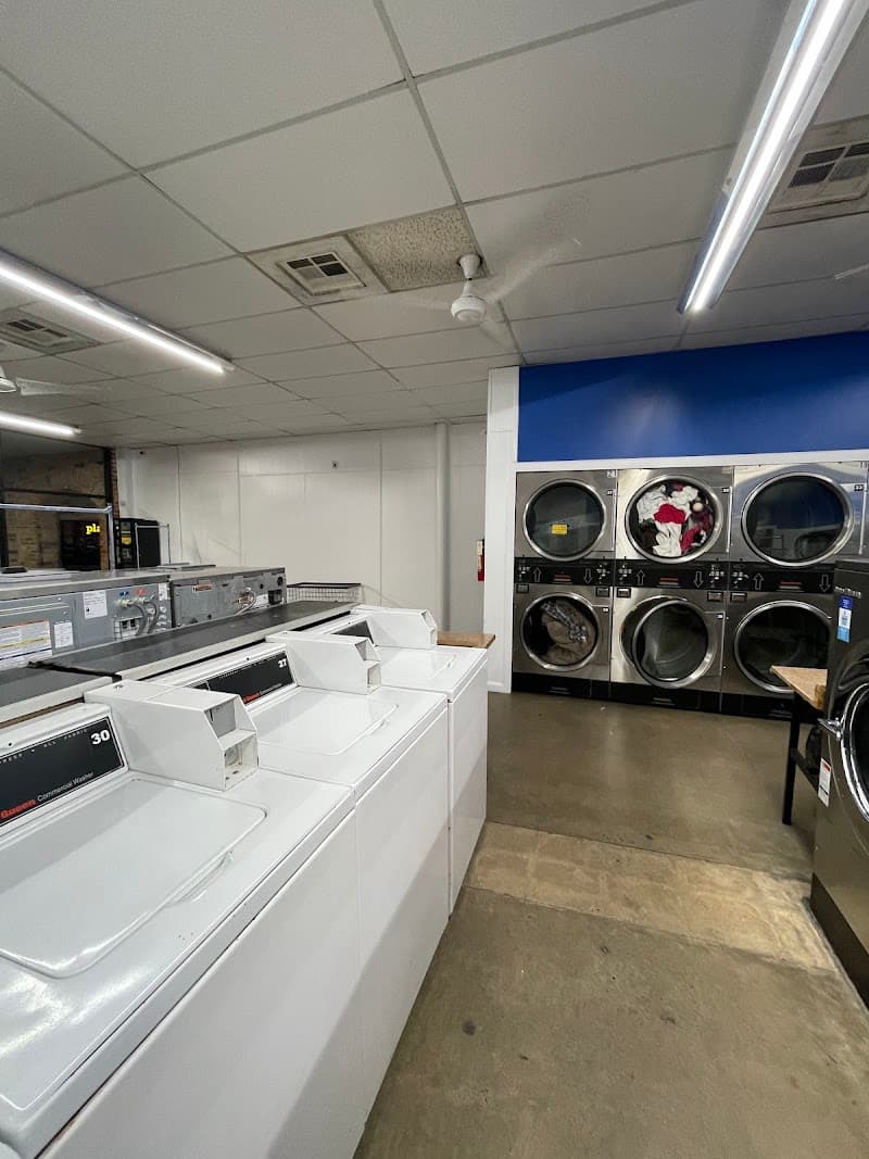 Quik Wash Laundry - Laundromat in Austin