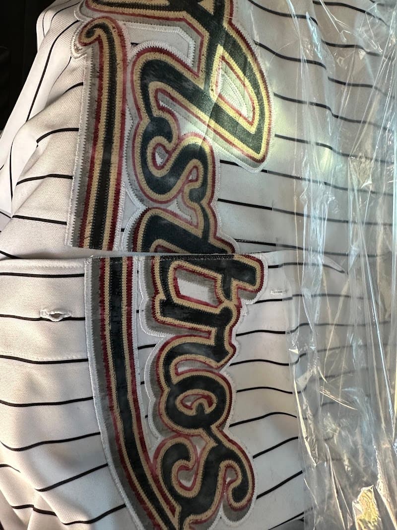 Ryan's Express Dry Cleaners - Laundromat in Houston