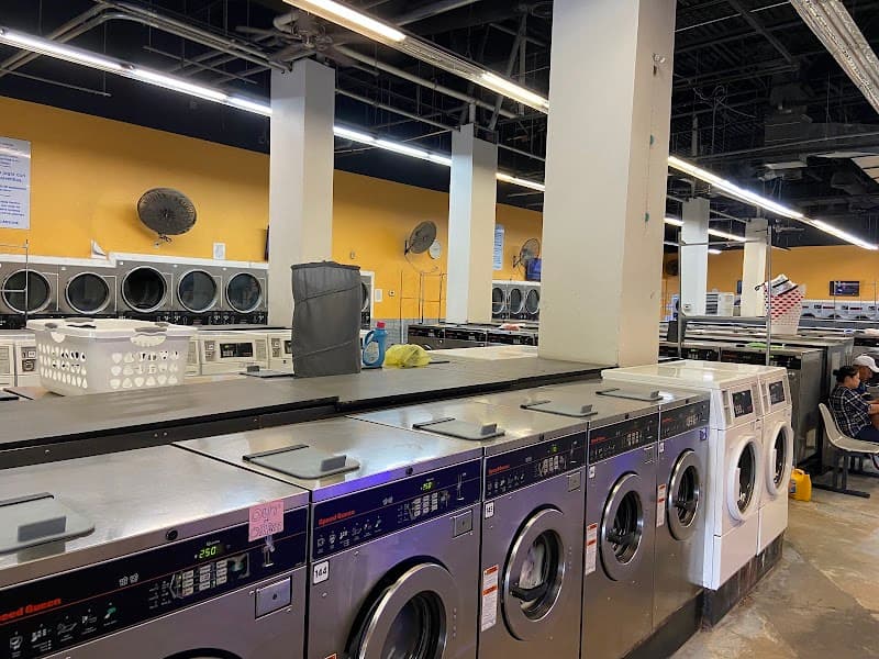Spin City Laundry - Laundromat in Austin